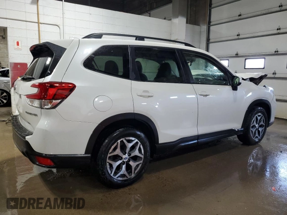 2019 Subaru Forester Premium with VIN JF2SKAGC9KH441348, listed as a Copart auction lot 54104455 with 63,521 mi miles and Salvage Title. Bid and sale history available at carsss.com. Image 3.