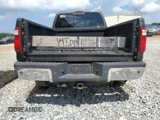 2008 Ford F-350 XL z VIN 1FTWW31R58ED09954, wystawiony jako Copart lot #60859105 z przebiegiem 248 436 mil mil oraz Czysty tytuł • Clean title. Historia ofert i sprzedaży dostępna na DreamBid. Obrazek 6.