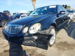 2007 Mercedes-Benz E-Class 3.5L with VIN WDBUF56X97B132401, listed as a IAAI auction lot 41601945 with 174,896 mi miles. Bid and sale history available at carsss.com. Image 17.