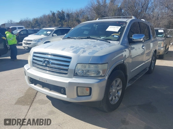 2006 Infiniti QX56 with VIN 5N3AA08A16N808421, listed as a IAAI auction lot 41410798 with 254,784 mi miles. Bid and sale history available at carsss.com. Image 2.