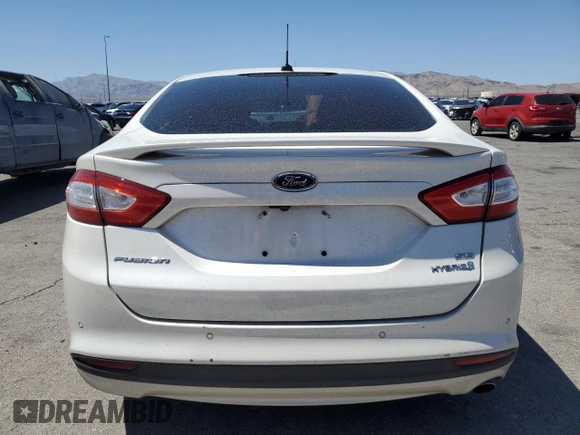 2016 Ford Fusion SE Hybrid с VIN 3FA6P0LU4GR259692, выставлен на аукционе Copart как лот 57100415 с пробегом 154 051 миль миль и Списание • Salvage title. История ставок и продаж доступна на DreamBid. Изображение 6.
