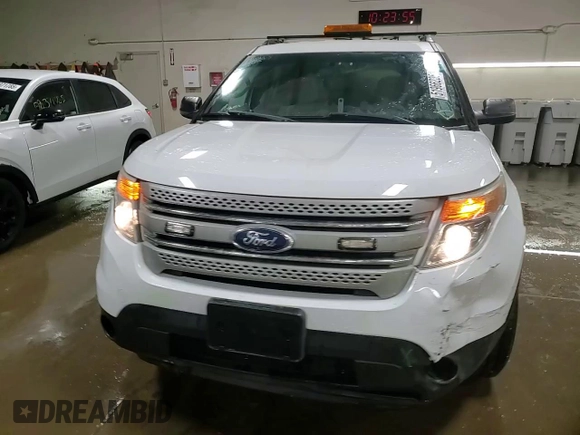 2015 Ford Explorer with VIN 1FM5K8B87FGA87702, listed as a Copart auction lot 51966235 with 131,940 mi miles and Salvage title. Bid and sale history available at DreamBid. Image 14.