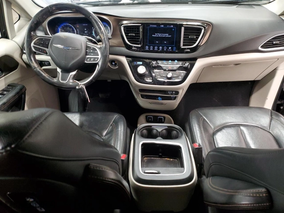 2019 Chrysler Pacifica Touring L Plus with VIN 2C4RC1EG6KR604641, listed as a Copart auction lot 87958495 with 118,639 mi miles and Non Repairable. Bid and sale history available at carsss.com. Image 8.