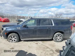2022 GMC Yukon XL SLE with VIN 1GKS2FKD0NR326393, listed as a IAAI auction lot 41674448 with 43,807 mi miles and . Bid and sale history available at DreamBid. Image 15.