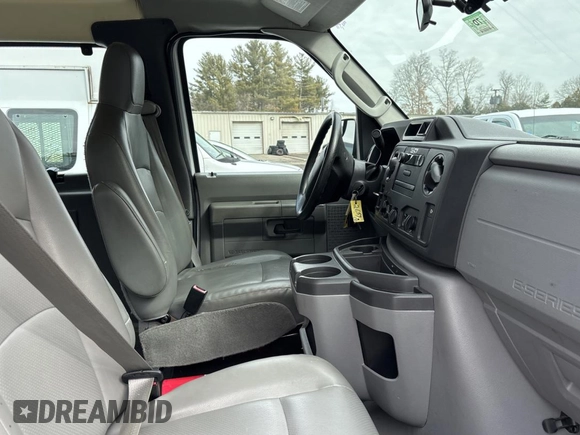 2014 Ford Econoline Cargo Commercial with VIN 1FTNS2EW6EDA97603, listed as a Copart auction lot 47958945 with 112,974 mi miles and Clean Title. Bid and sale history available at carsss.com. Image 5.