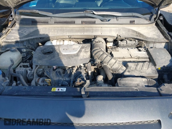 2018 Hyundai Kona Limited with VIN KM8K33A57JU072329, listed as a IAAI auction lot 41694616 with 107,801 mi miles. Bid and sale history available at carsss.com. Image 10.