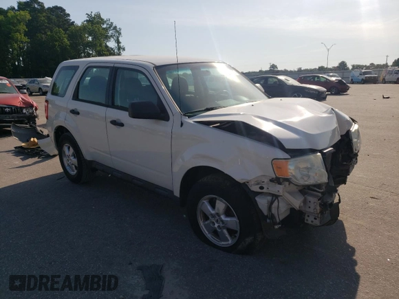 2010 Ford Escape XLS with VIN 1FMCU0C76AKB82752, listed as a Copart auction lot 57626565 with 194,931 mi miles and Salvage title. Bid and sale history available at DreamBid. Image 4.