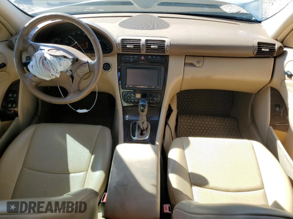 2004 Mercedes-Benz C 320 with VIN WDBRF64JX4F448792, listed as a Copart auction lot 84728494 with 156,923 mi miles and Salvage Title. Bid and sale history available at DreamBid. Image 8.