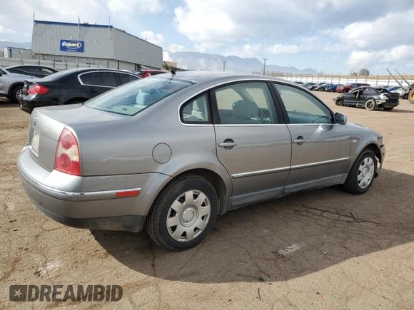 2004 Volkswagen Passat GL z VIN WVWMD63B14E114877, wystawiony jako Copart lot #45497355 z przebiegiem 161 554 mil mil oraz Szkoda całkowita • Salvage title. Historia ofert i sprzedaży dostępna na DreamBid. Obrazek 3.