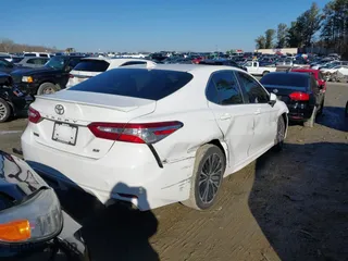 2020 Toyota Camry SE with VIN 4T1G11AK6LU504482, listed as a IAAI auction lot 41408363 with 103,469 mi miles. Bid and sale history available at carsss.com. Image 4.