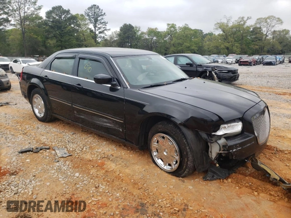 2005 Chrysler 300 Touring with VIN 2C3JA53G65H640535, listed as a Copart auction lot 51023065 with 68,125 mi miles and Salvage Title. Bid and sale history available at DreamBid. Image 4.