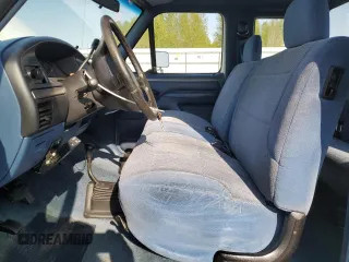1995 Ford F-150 с VIN 1FTEX14N9SKA16623, выставлен на аукционе Copart как лот 54385505 с пробегом 195 759 миль миль и Списание • Salvage title. История ставок и продаж доступна на DreamBid. Изображение 7.