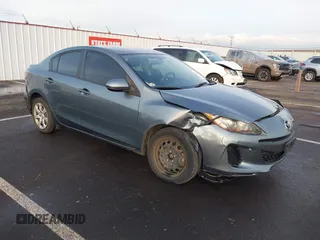 2013 Mazda Mazda3 i Sport with VIN JM1BL1UP2D1749251, listed as a IAAI auction lot 41494065 with 134,037 mi miles. Bid and sale history available at carsss.com. Image 1.