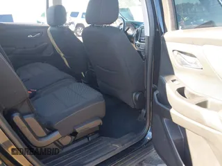 2020 Chevrolet Traverse LS with VIN 1GNEVFKW9LJ287890, listed as a IAAI auction lot 41327417 with 58,822 mi miles and . Bid and sale history available at DreamBid. Image 8.