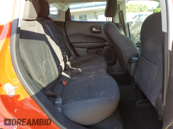 2019 Jeep Compass Sport с VIN 3C4NJDAB6KT724484, выставлен на аукционе Copart как лот 72231114 с пробегом 33 600 миль миль и Списание • Salvage title. История ставок и продаж доступна на DreamBid. Изображение 11.
