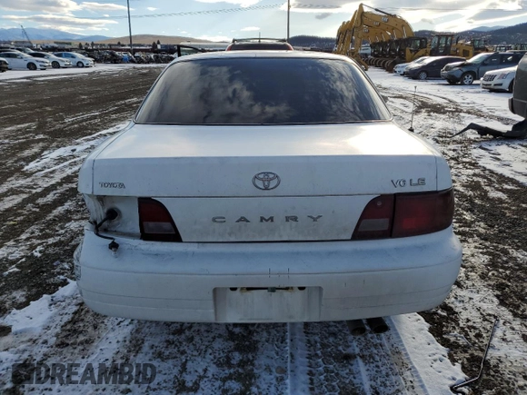 1995 Toyota Camry LE with VIN 4T1GK12E5SU858787, listed as a Copart auction lot 89400945 with 184,167 mi miles and Clean Title. Bid and sale history available at carsss.com. Image 6.
