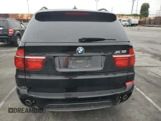 2011 BMW X5 35d z VIN 5UXZW0C58BL655830, wystawiony jako Copart lot #60874685 z przebiegiem Nie podano mil oraz Czysty tytuł • Clean title. Historia ofert i sprzedaży dostępna na DreamBid. Obrazek 6.