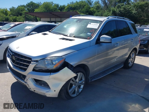 2012 Mercedes-Benz M 350 with VIN 4JGDA5HB4CA061749, listed as a IAAI auction lot 42312603 with 172,246 mi miles and . Bid and sale history available at DreamBid. Image 17.