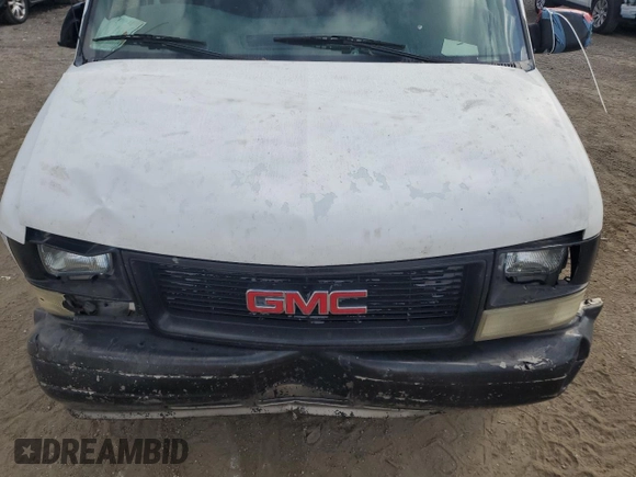 2001 Chevrolet Astro Cargo with VIN 1GCDM19W61B141888, listed as a Copart auction lot 45130465 with Not Provided miles and Salvage Title. Bid and sale history available at carsss.com. Image 12.