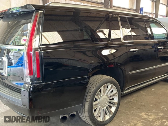 2016 Cadillac Escalade ESV Platinum z VIN 1GYS4KKJ5GR453707, wystawiony jako Copart lot #61802745 z przebiegiem 175 852 mil mil oraz Szkoda całkowita • Salvage title. Historia ofert i sprzedaży dostępna na DreamBid. Obrazek 4.