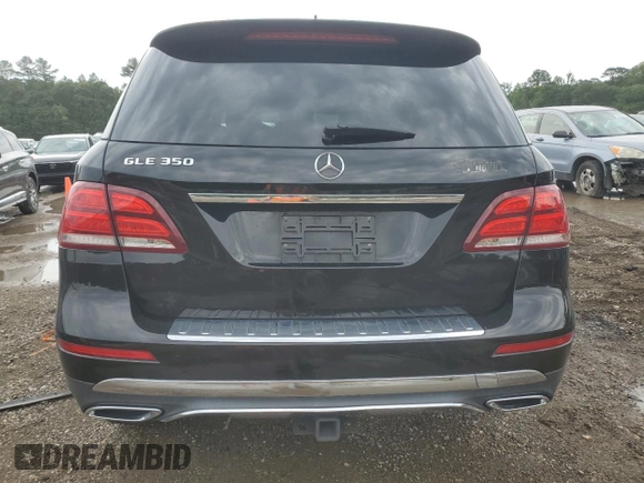 2018 Mercedes-Benz GLE 350 z VIN 4JGDA5JB3JB100039, wystawiony jako Copart lot #57775975 z przebiegiem 59 757 mil mil oraz Szkoda całkowita • Salvage title. Historia ofert i sprzedaży dostępna na DreamBid. Obrazek 6.