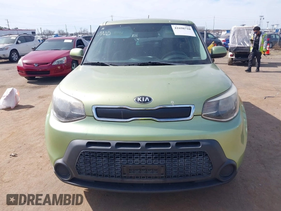 2014 Kia Soul with VIN KNDJN2A21E7041950, listed as a IAAI auction lot 41698710 with 103,809 mi miles. Bid and sale history available at carsss.com. Image 6.