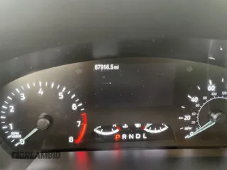 2020 Ford Escape SEL z VIN 1FMCU9H69LUA59992, wystawiony jako IAAI lot #42797223 z przebiegiem 87 913 mil mil oraz . Historia ofert i sprzedaży dostępna na DreamBid. Obrazek 4.