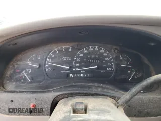 1996 Ford Explorer XL z VIN 1FMDU34X7TUD53066, wystawiony jako Copart lot #52031465 z przebiegiem 142 895 mil mil oraz Szkoda całkowita • Salvage title. Historia ofert i sprzedaży dostępna na DreamBid. Obrazek 9.