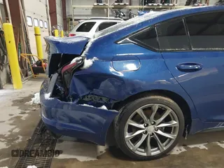 2020 Cadillac CT5 Sport с VIN 1G6DU5RK1L0118668, выставлен на аукционе IAAI как лот 40997647 с пробегом 37 307 миль миль и . История ставок и продаж доступна на DreamBid. Изображение 18.