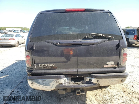 2001 Ford Excursion Limited с VIN 1FMNU42F31EB63664, выставлен на аукционе Copart как лот 52858005 с пробегом 202 962 миль миль и Списание • Salvage title. История ставок и продаж доступна на DreamBid. Изображение 6.