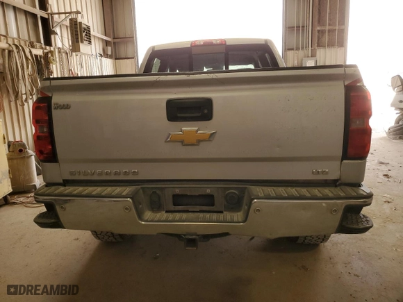 2015 Chevrolet Silverado 1500 LTZ with VIN 3GCPCSEC0FG466987, listed as a Copart auction lot 88422765 with 243,306 mi miles and Salvage Title. Bid and sale history available at carsss.com. Image 6.
