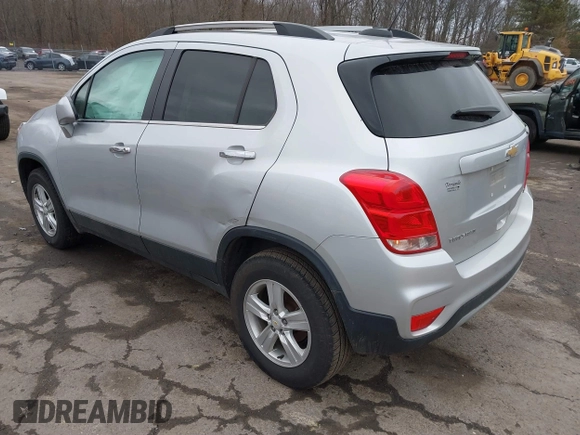 2020 Chevrolet Trax LT with VIN KL7CJPSB6LB040073, listed as a IAAI auction lot 41729327 with 65,652 mi miles. Bid and sale history available at carsss.com. Image 3.