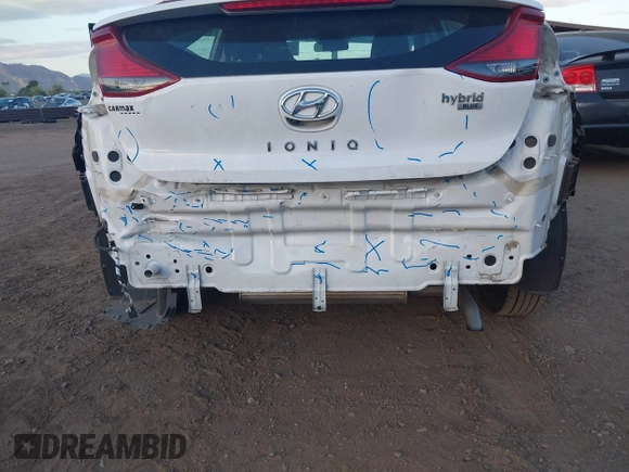 2017 Hyundai Ioniq Blue z VIN KMHC65LC2HU050185, wystawiony jako IAAI lot #42071522 z przebiegiem 105 186 mil mil oraz . Historia ofert i sprzedaży dostępna na DreamBid. Obrazek 6.