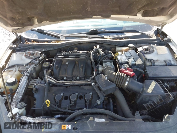 2010 Mercury Milan Premier with VIN 3MEHM0JG9AR601426, listed as a IAAI auction lot 42553308 with 125,802 mi miles and . Bid and sale history available at DreamBid. Image 10.