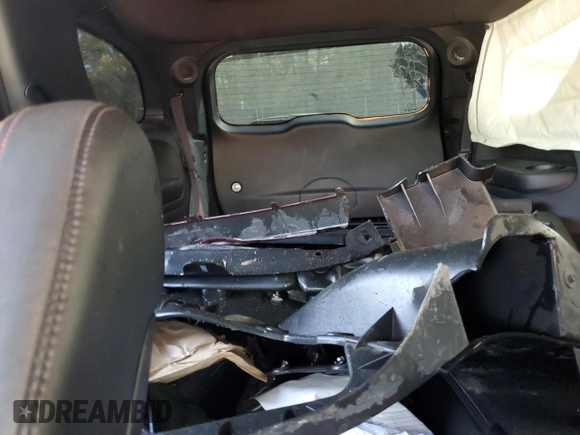 2022 Dodge Durango R/T z VIN 1C4SDJCT8NC108297, wystawiony jako Copart lot #54101095 z przebiegiem Nie podano mil oraz Szkoda całkowita • Salvage title. Historia ofert i sprzedaży dostępna na DreamBid. Obrazek 10.