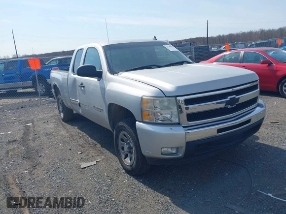 2010 Chevrolet Silverado 1500 LT with VIN 1GCSCSEA2AZ185145, listed as a IAAI auction lot 41790990 with 286,415 mi miles and . Bid and sale history available at DreamBid. Image 1.