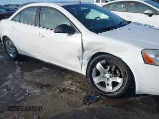2009 Pontiac G6 1SA z VIN 1G2ZG57B394187803, wystawiony jako IAAI lot #41100404 z przebiegiem 242 388 mil mil oraz . Historia ofert i sprzedaży dostępna na DreamBid. Obrazek 6.