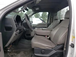 2017 Ford F-250 XL with VIN 1FTBF2A64HEE26438, listed as a Copart auction lot 45762404 with 133,077 mi miles and Salvage title. Bid and sale history available at DreamBid. Image 7.