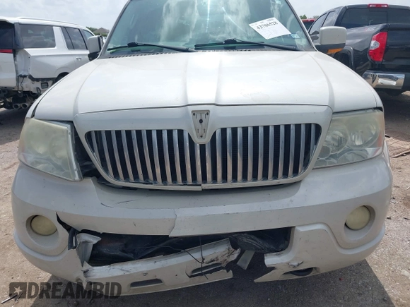 2004 Lincoln Navigator Luxury with VIN 5LMFU27R74LJ35777, listed as a IAAI auction lot 42706528 with 231,014 mi miles and . Bid and sale history available at DreamBid. Image 12.