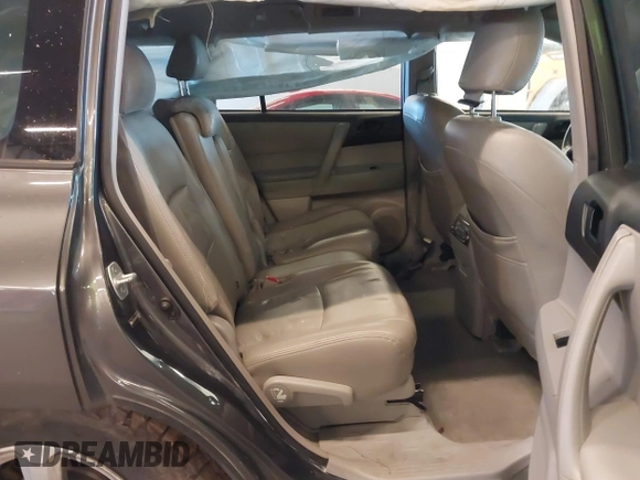 2009 Toyota Highlander z VIN JTEES41A692142879, wystawiony jako IAAI lot #41692725 z przebiegiem 189 933 mil mil oraz . Historia ofert i sprzedaży dostępna na DreamBid. Obrazek 8.