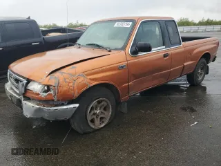 2000 Mazda B-Series 2WD Truck DS with VIN 4F4YR16VXYTM12123, listed as a Copart auction lot 82332754 with 139,886 mi miles and Salvage Title. Bid and sale history available at carsss.com. Image 1.