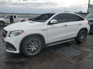 2018 Mercedes-Benz GLE 63 S AMG z VIN 4JGED7FB8JA098150, wystawiony jako Copart lot #52983805 z przebiegiem 81 804 mil mil oraz Szkoda całkowita • Salvage title. Historia ofert i sprzedaży dostępna na DreamBid. Obrazek 1.