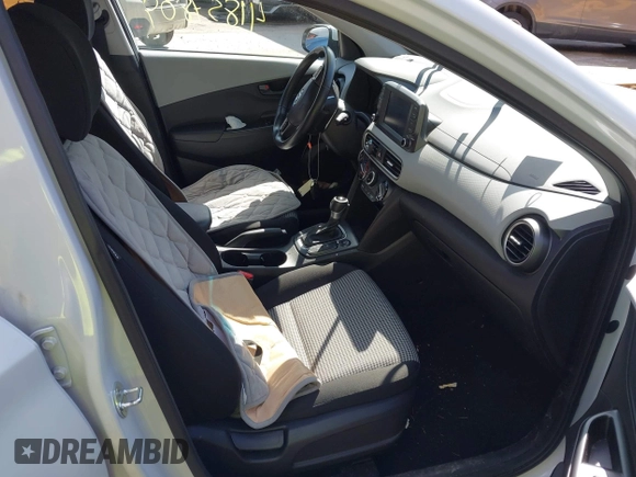 2020 Hyundai Kona SEL with VIN KM8K2CAA8LU547196, listed as a IAAI auction lot 41857809 with 38,385 mi miles and . Bid and sale history available at DreamBid. Image 5.