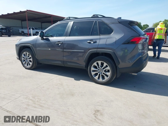2024 Toyota RAV4 XLE Premium с VIN 2T3C1RFV2RC272612, выставлен на аукционе IAAI как лот 41881892 с пробегом 11 054 миль миль и . История ставок и продаж доступна на DreamBid. Изображение 3.