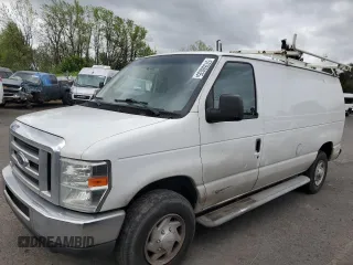 2013 Ford Econoline Cargo Commercial z VIN 1FTNE2EW6DDA80208, wystawiony jako Copart lot #57355035 z przebiegiem 260 858 mil mil oraz Tytuł czysty. Historia ofert i sprzedaży dostępna na DreamBid. Obrazek 1.