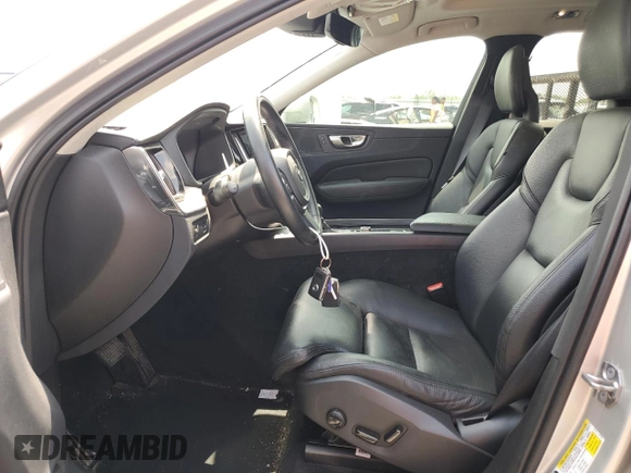 2018 Volvo XC60 Inscription with VIN LYVA22RL7JB083793, listed as a Copart auction lot 55104384 with 85,535 mi miles and . Bid and sale history available at DreamBid. Image 7.