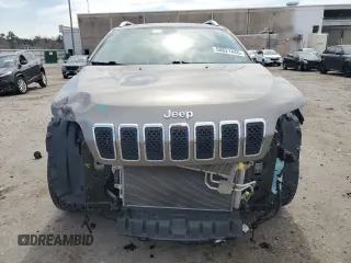 2020 Jeep Cherokee Altitude with VIN 1C4PJMLX9LD507326, listed as a Copart auction lot 50621445 with 62,602 mi miles and Salvage Title. Bid and sale history available at DreamBid. Image 5.