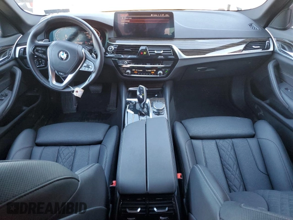 2021 BMW 5 Series 530i xDrive with VIN WBA13BJ06MCF12999, listed as a Copart auction lot 43918855 with 26,587 mi miles and Salvage Title. Bid and sale history available at carsss.com. Image 8.