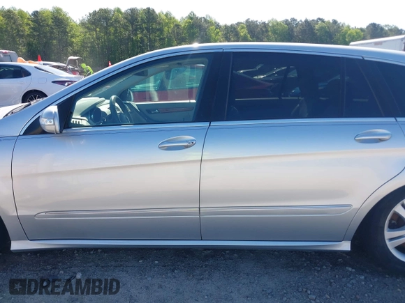 2008 Mercedes-Benz R 3.5L with VIN 4JGCB65E98A071133, listed as a IAAI auction lot 42114647 with 123,389 mi miles and . Bid and sale history available at DreamBid. Image 14.