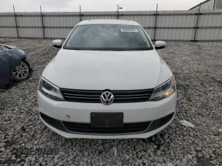 2014 Volkswagen Jetta TDI w/Premium/Nav with VIN 3VWLL7AJ2EM415889, listed as a Copart auction lot 53643425 with 174,183 mi miles and Salvage title. Bid and sale history available at DreamBid. Image 5.